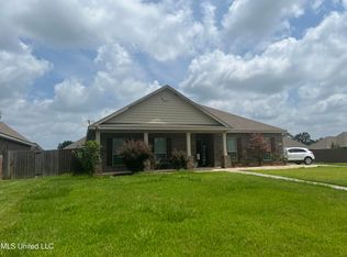 14224 Chartres Dr, Gulfport, MS 39503