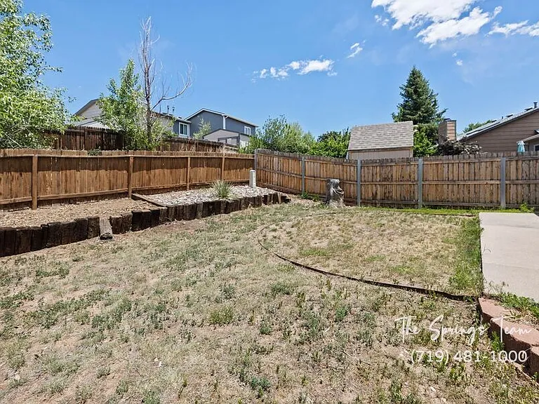 6460 Mohican Dr — Photo 36