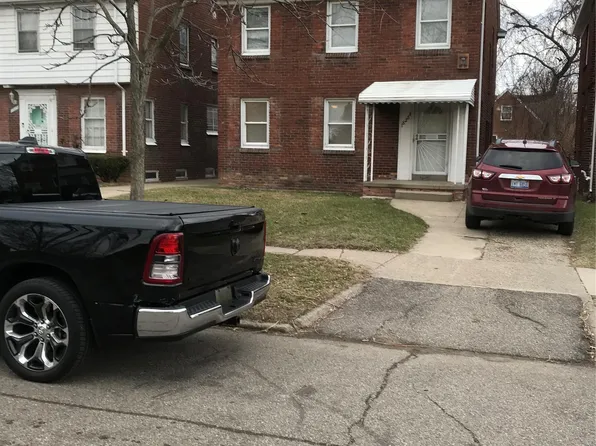 18284 Hartwell St, Detroit, MI 48235