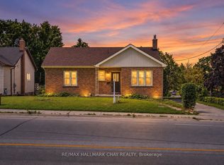 174 Saint Vincent St, Barrie, ON L4M 3Z2