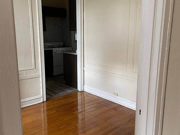 2nd image of 911 Sherman Ave APT 208