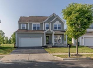 8521 Flowering Cherry Dr, Blacklick, OH 43004
