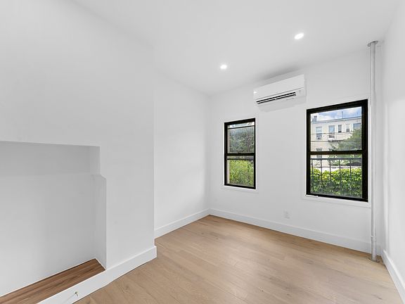 2nd image of 367 Palmetto St APT 2L
