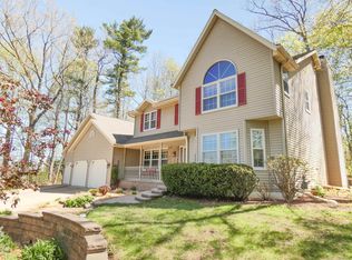 4407 E Chatham Dr, Green Bay, WI 54313