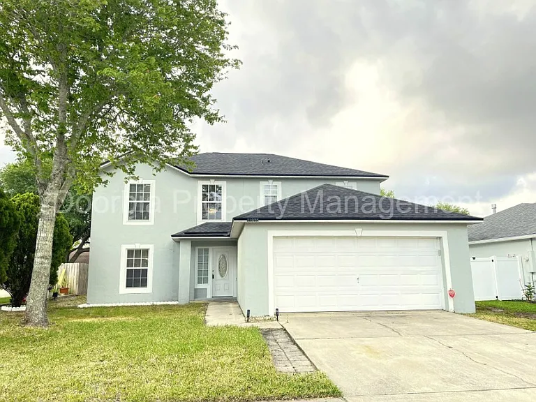 11098 Lord Taylor Dr — Photo 1