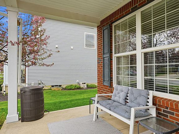 4th image of 226 Flushing Way