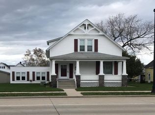 2714 Hall Ave, Marinette, WI 54143