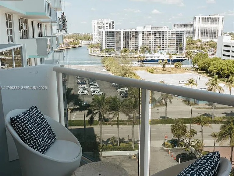 3725 S Ocean Dr #1019 — Photo 50