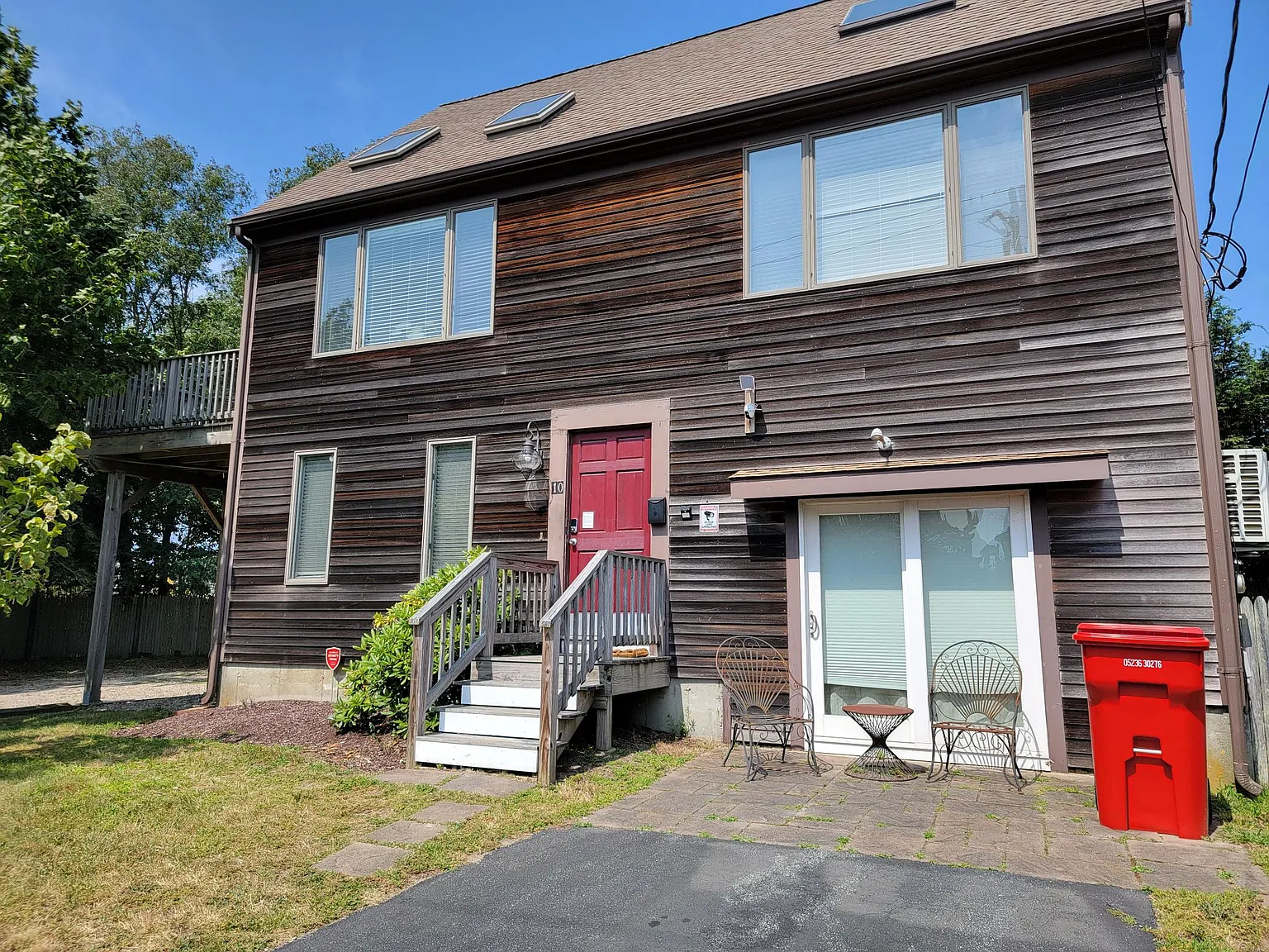 3 bed, 1576 sqft, $3,500 — Photo 2