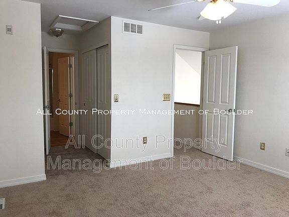 5th image of 805 Summer Hawk Dr #C13