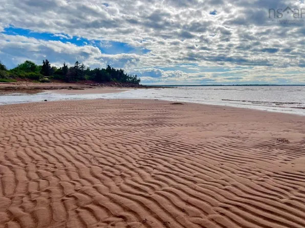 11 Beach Chair, Lane, NS B0K 1L0