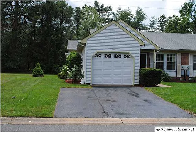 144 Sunset Road #A photo 1