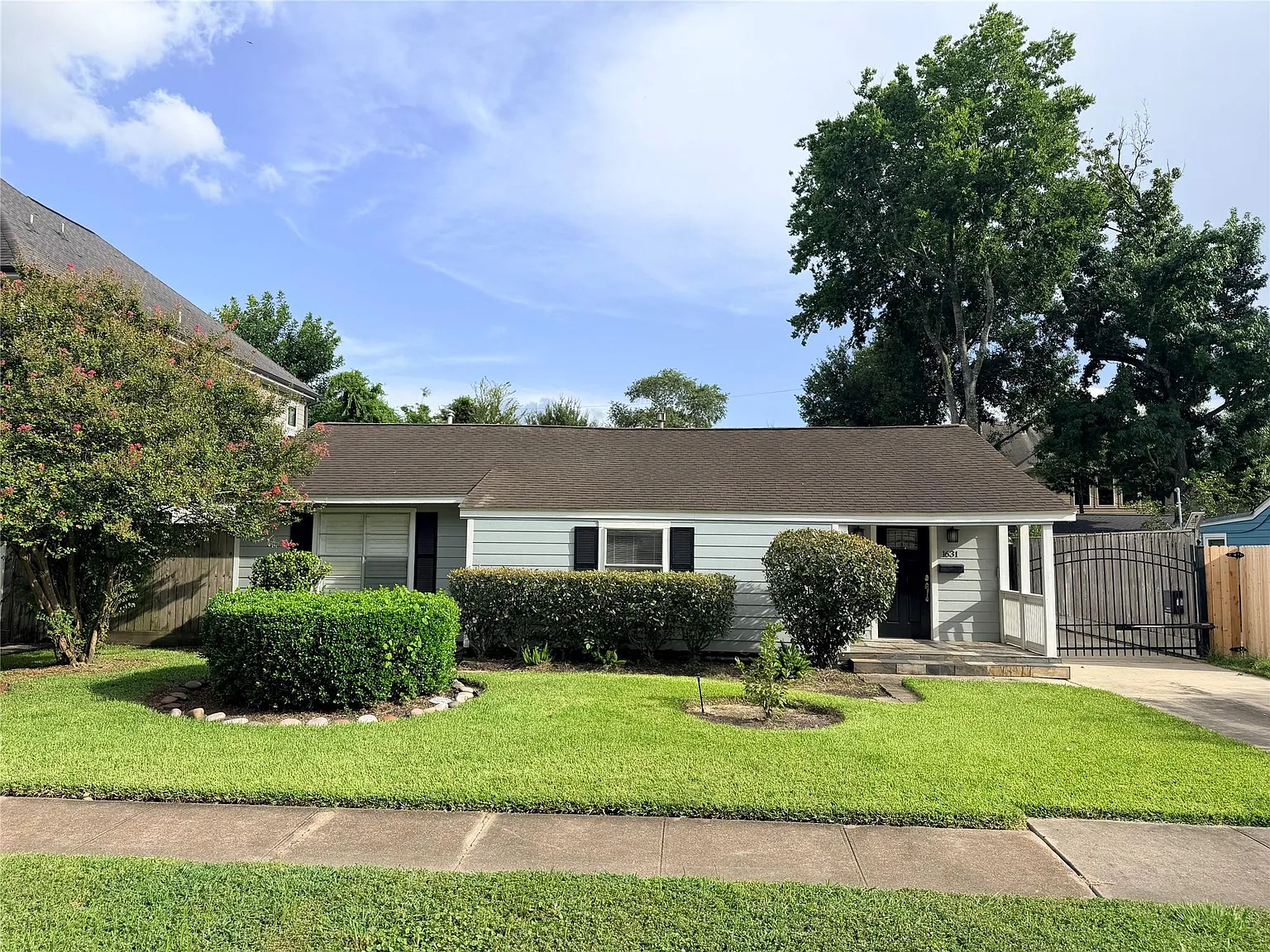 2 bed, 2.0 bath, 1168 sqft, $2,795 — Photo 1