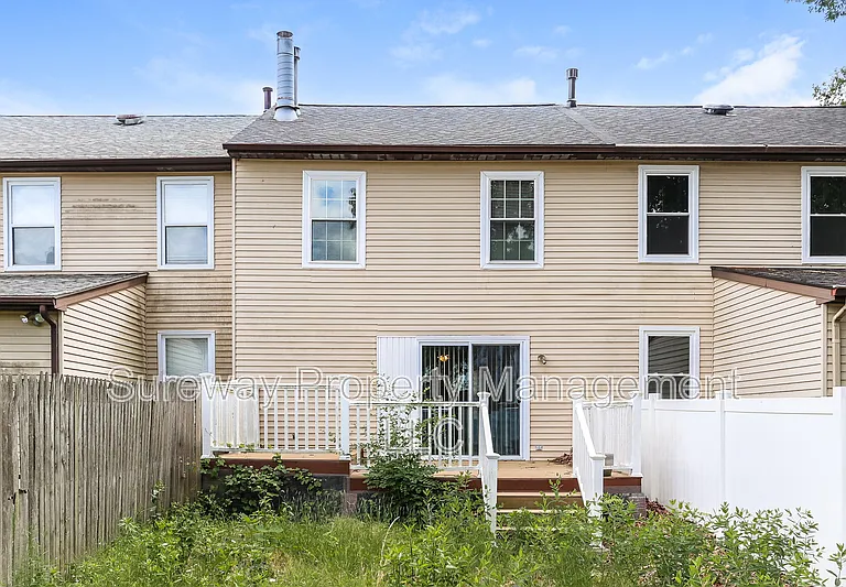 2344 Susan Ct — Photo 15