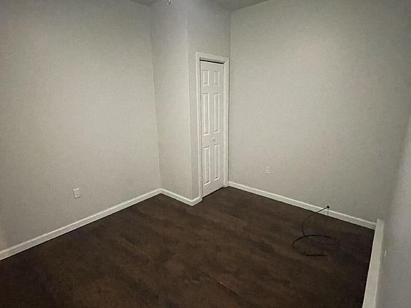3rd image of 642 Indiana Ave #5