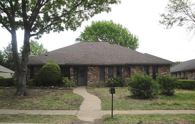 1st image of 2116 Leon Dr