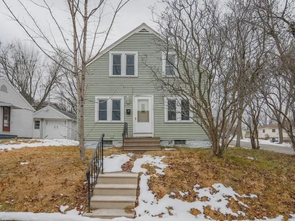 230 North 10TH AVENUE, Wausau, WI 54401