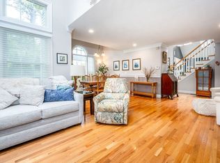 38 Gold Leaf Ln, Mashpee, MA 02649