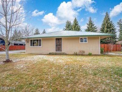 523 N Division Ave, Sandpoint, ID, 83864