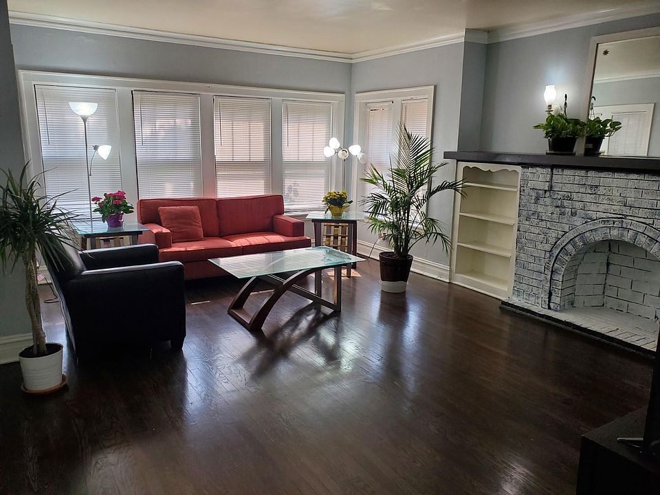 1st image of 924 S Austin Blvd Unit 1