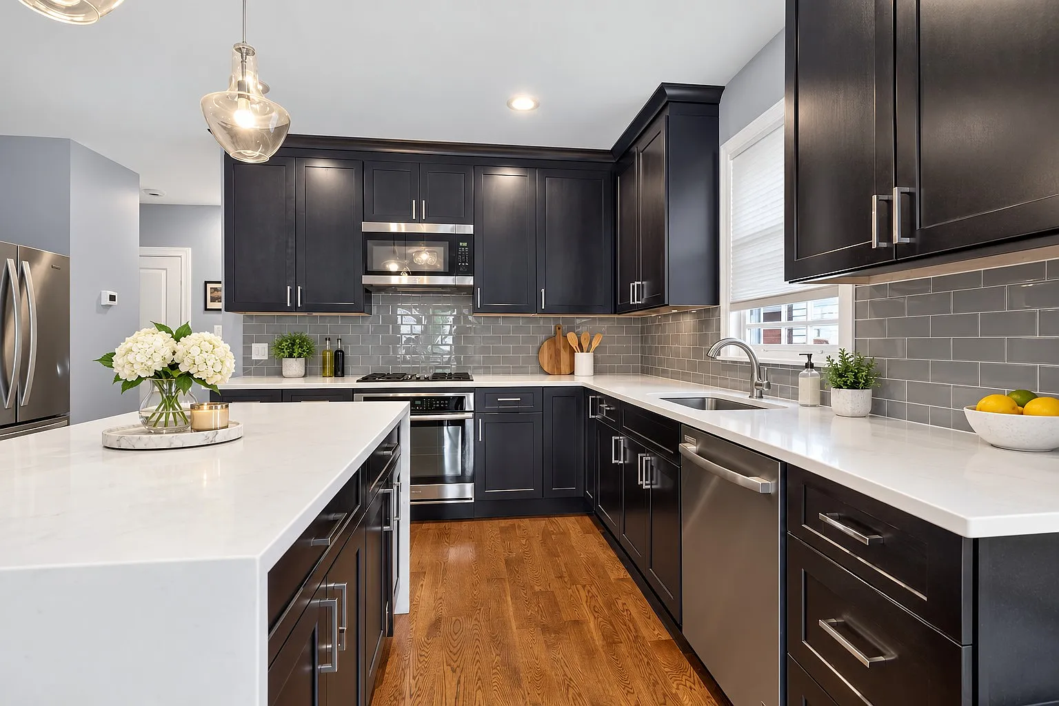 1 bed, $2,400 — Photo 2