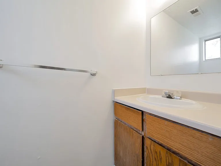 558 N Redwood Rd #2 — Photo 13