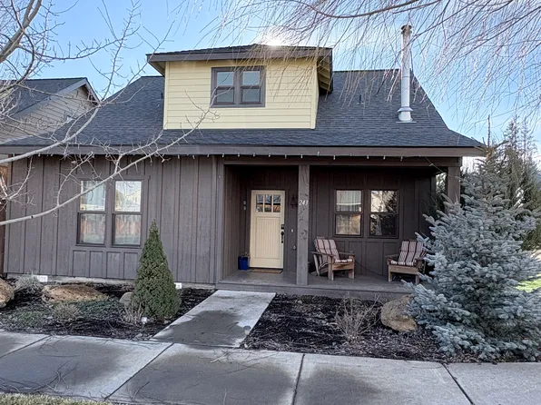 243 E Aspenwood Ave, Sisters, OR 97759