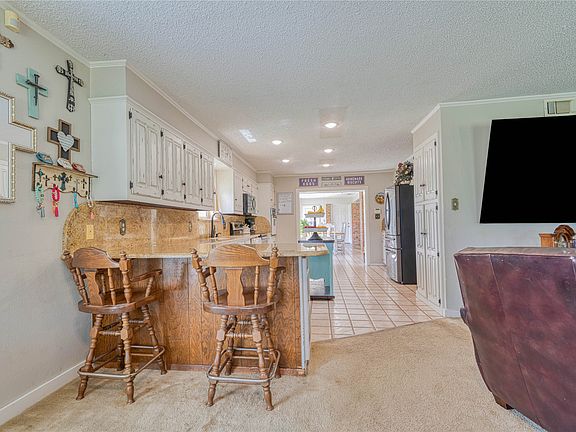 5th image of 8001 Farm Road 1448