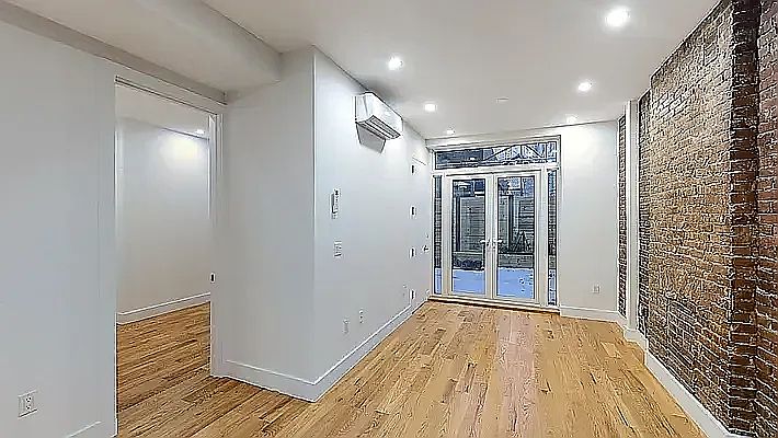 1st image of 583 Vanderbilt Ave #1A