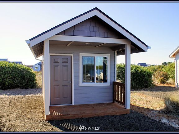 2nd image of 1181 Brookdale Court