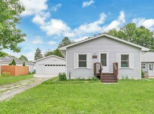 1320 S Irwin Ave, Green Bay, WI 54301