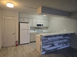 951 22nd Ave #6, Coralville, IA 52241