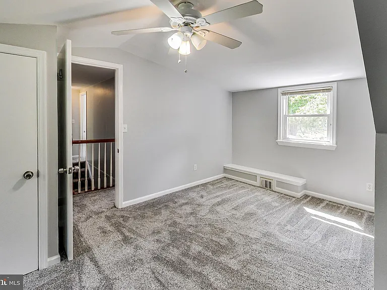 6641 Barrett Rd — Photo 29