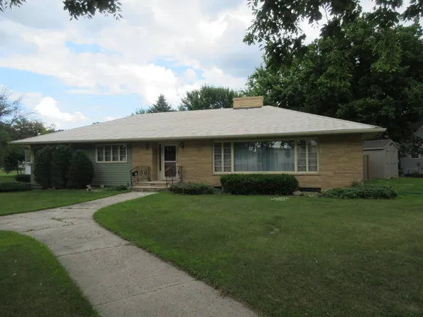 714 Butler Ave, Jackson, MN 56143