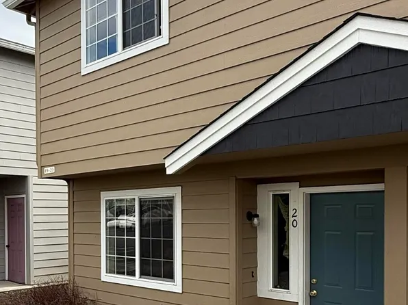 2030 Brookhurst St APT 20, Medford, OR 97504