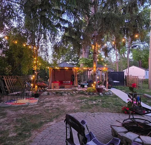 22230 Tenny St — Photo 16