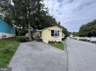 2706 Crestview Dr, York, PA 17402