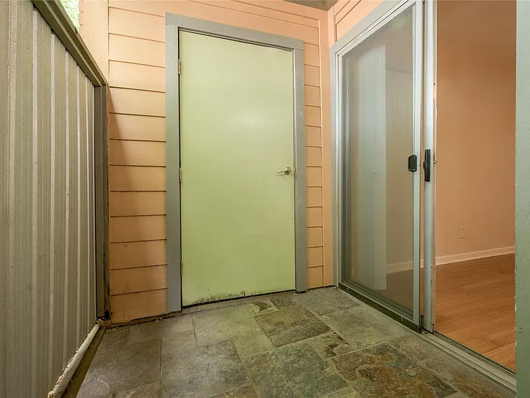3204 Menchaca Rd #105 — Photo 14