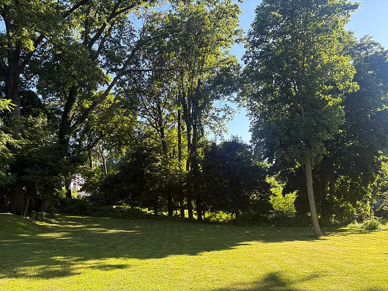 3 Nutwold Ave — Photo 2