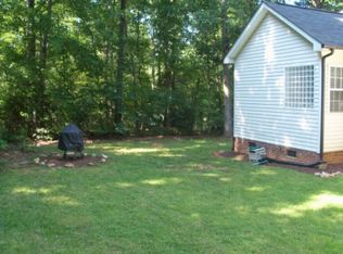 7128 Oxford Hunt Dr, Stanley, NC 28164