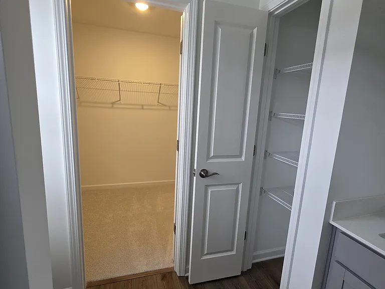 5242 Amaryllis Way — Photo 22