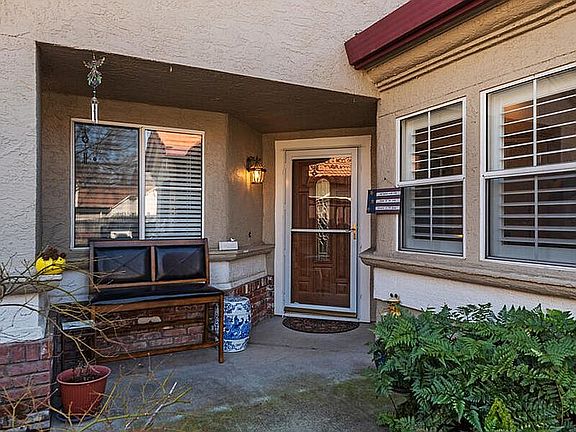 5th image of 1405 Fuhrman Ct