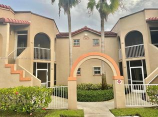 8630 SW 3rd St APT 105, Hollywood, FL 33025