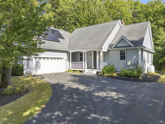34 Stonewall Drive, Rochester, NH 03868