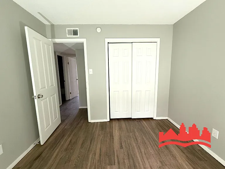 5636 Maple Tree Dr — Photo 8