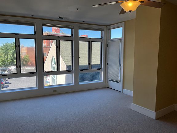5th image of 21 Battery Park Ave APT 406