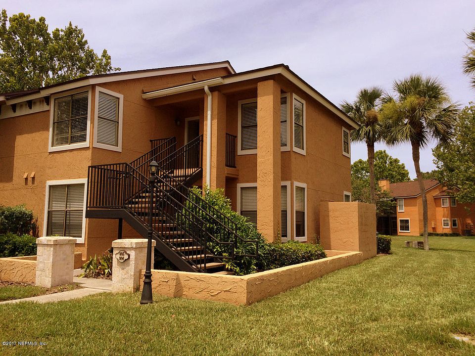 1st image of 905 SHORELINE Circle #905