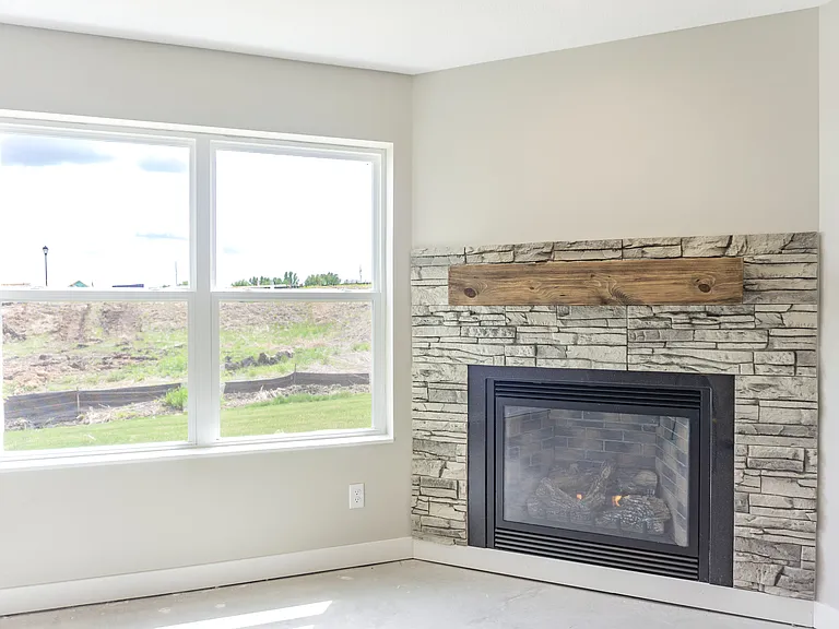 717 Winterberry Ln — Photo 41