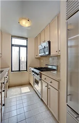 Rented by Living New York | media 20