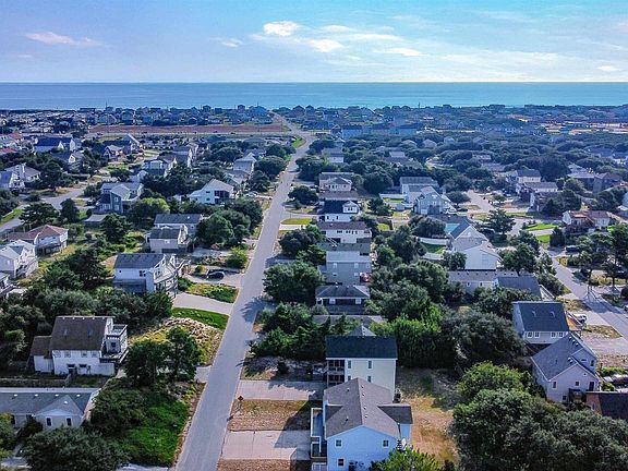 3rd image of 411 W Arch St Lot 137